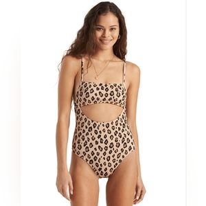 Billabong one piece bathing suit
